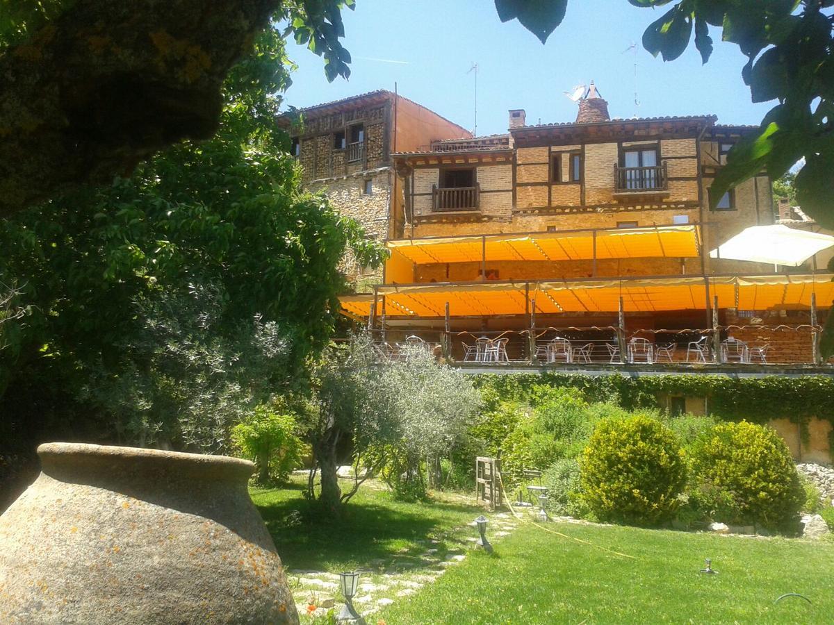 Hotel Rural Calatañazor Kültér fotó